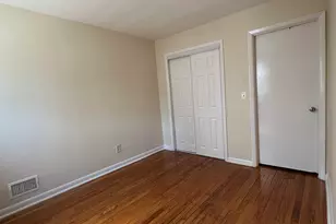 304 Columbia Ave, Jersey City, NJ 07307 - Photo 11