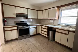 304 Columbia Ave, Jersey City, NJ 07307 - Photo 5