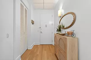 4 Beacon Way, Jersey City, NJ 07306 - Photo 9