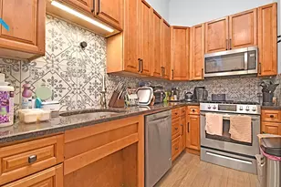 150 61st St, West New York, NJ 07093 - Photo 3