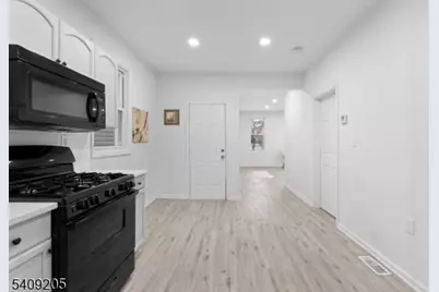 223 Pine St #1, Elizabeth, NJ 07206 - Photo 5
