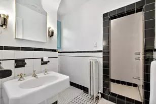 116 Bentley Ave, Jersey City, NJ 07304 - Photo 39