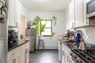 204 North St, Jersey City, NJ 07307 - Photo 13