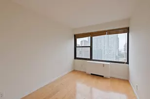 135 Montgomery St, Jersey City, NJ 07302 - Photo 11