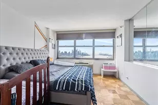 7002 Blvd E, Guttenberg, NJ 07093 - Photo 13