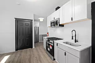 160 Garfield Ave, Jersey City, NJ 07305 - Photo 1