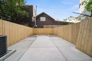 122 5 Harrison Ave, Jersey City, NJ 07306 - Photo 25