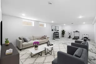 92 W 6th St, Bayonne, NJ 07002 - Photo 27