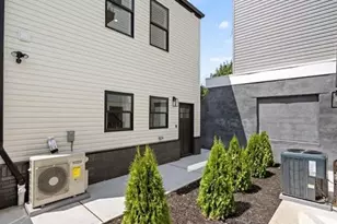 27 Graham St, Jersey City, NJ 07307 - Photo 17
