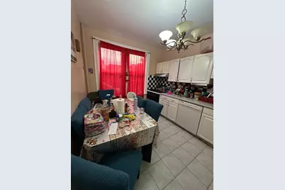 153 Neptune Ave, Jersey City, NJ 07305 - Photo 3