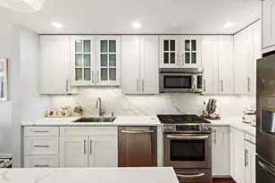 1125 Maxwell Ln, Hoboken, NJ 07030 - Photo 3