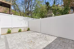 134 New York Ave, Jersey City, NJ 07307 - Photo 21