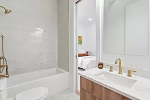 100 Webster Ave, Jersey City, NJ 07307 - Photo 15