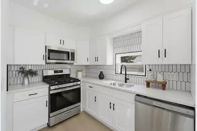 138 Lexington Ave, Bayonne, NJ 07002 - Photo 13