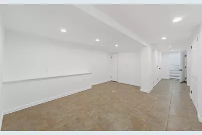 138 Lexington Ave, Bayonne, NJ 07002 - Photo 19