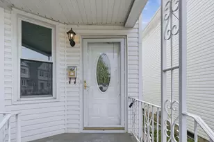 138 Lexington Ave, Bayonne, NJ 07002 - Photo 3