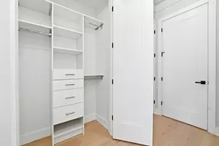 15 Manhattan Ave, Jersey City, NJ 07307 - Photo 11