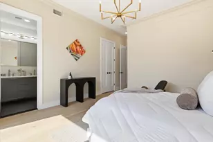 15 Manhattan Ave, Jersey City, NJ 07307 - Photo 19