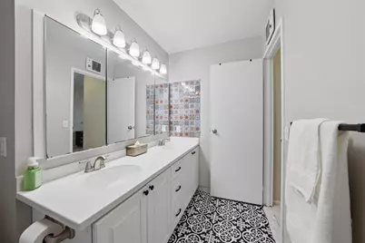 1508 Harmon Cove Tower #1508, Secaucus, NJ 07094 - Photo 17