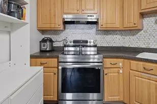 1508 Harmon Cove Tower, Secaucus, NJ 07094 - Photo 5