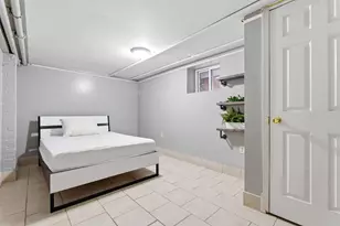 199 Ege Ave, Jersey City, NJ 07304 - Photo 21