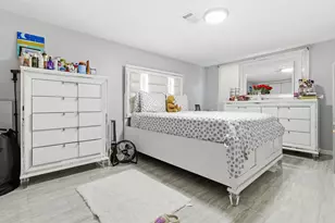 1129 E Henry St, Linden, NJ 07036 - Photo 27