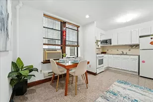 164 Ogden Ave., Jersey City, NJ 07307 - Photo 15