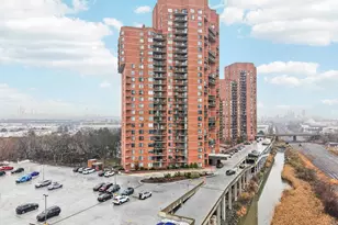 530 Harmon Cove Tower, Secaucus, NJ 07094 - Photo 29