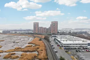 530 Harmon Cove Tower, Secaucus, NJ 07094 - Photo 35