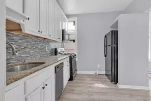 149 Bowers St, Jersey City, NJ 07307 - Photo 11