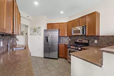 15 Freedom Way #404, Jersey City, NJ 07305 - Photo 9