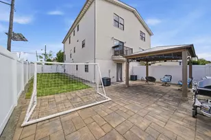 861 Hudson Ave, Secaucus, NJ 07094 - Photo 41