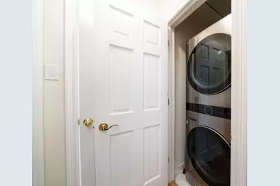 101 Shearwater Ct East #47, Jersey City, NJ 07305 - Photo 11