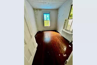 261 Bowers St, Jersey City, NJ 07307 - Photo 27