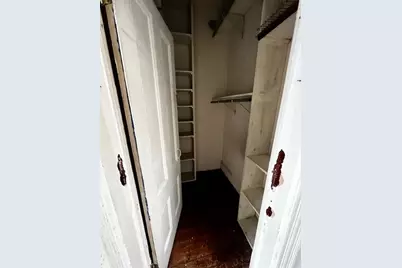 261 Bowers St, Jersey City, NJ 07307 - Photo 21