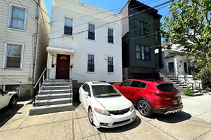 125 Zabriskie St, Jersey City, NJ 07307 - Photo 23