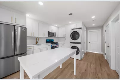 5 Pavonia Ct #2, Bayonne, NJ 07002 - Photo 1