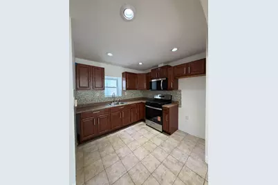 214 72nd St #2, North Bergen, NJ 07047 - Photo 9