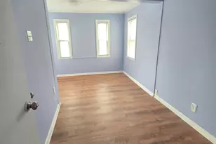 364 Woodlawn Ave, Jersey City, NJ 07305 - Photo 13