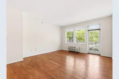 4 Constellation Pl #106, Jersey City, NJ 07305 - Photo 5