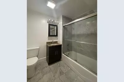 204 Christopher Columbus Dr #1, Jersey City, NJ 07302 - Photo 11