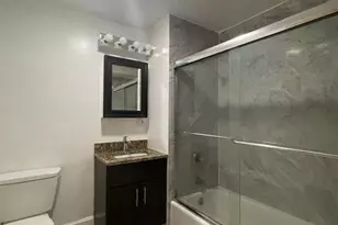 204 Christopher Columbus Dr, Jersey City, NJ 07302 - Photo 11