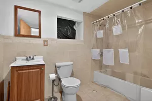 176 Boyd Ave, Jersey City, NJ 07304 - Photo 39