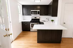 305 2nd St, Jersey City, NJ 07302 - Photo 3