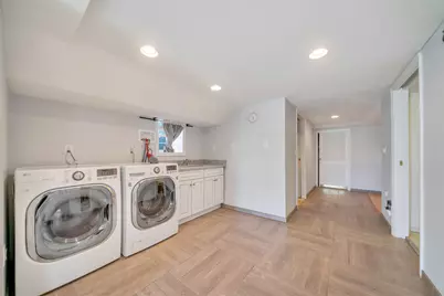 431 Van Renssalaer, Ridgefield, NJ 07657 - Photo 37