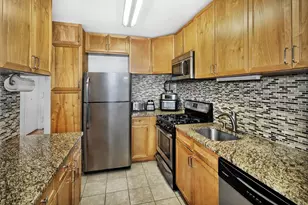 7000 Blvd E, Guttenberg, NJ 07093 - Photo 5