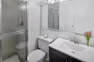 7000 Blvd E, Guttenberg, NJ 07093 - Photo 13