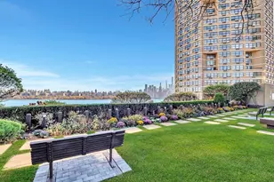 7000 Blvd E, Guttenberg, NJ 07093 - Photo 21
