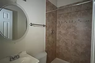 37 14th St, Bayonne, NJ 07002 - Photo 9