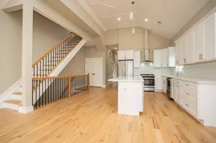 111 Poplar St, Jersey City, NJ 07307 - Photo 19